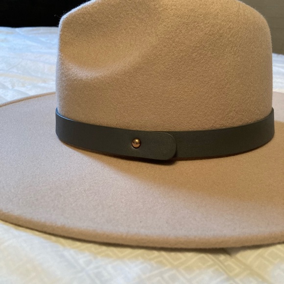 Beige Rancher Hat - Picture 3 of 3